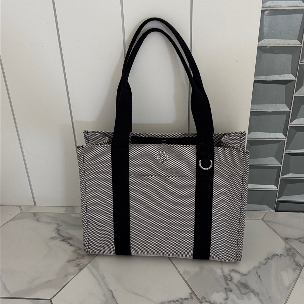 Lululemon Two Tone Canvas Tote Bag 10L